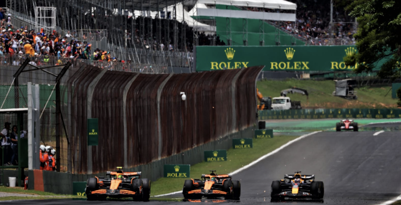 红牛车队逆转迈凯伦,塞恩斯带队取胜 红牛车队逆转迈凯伦,塞恩斯带队取胜