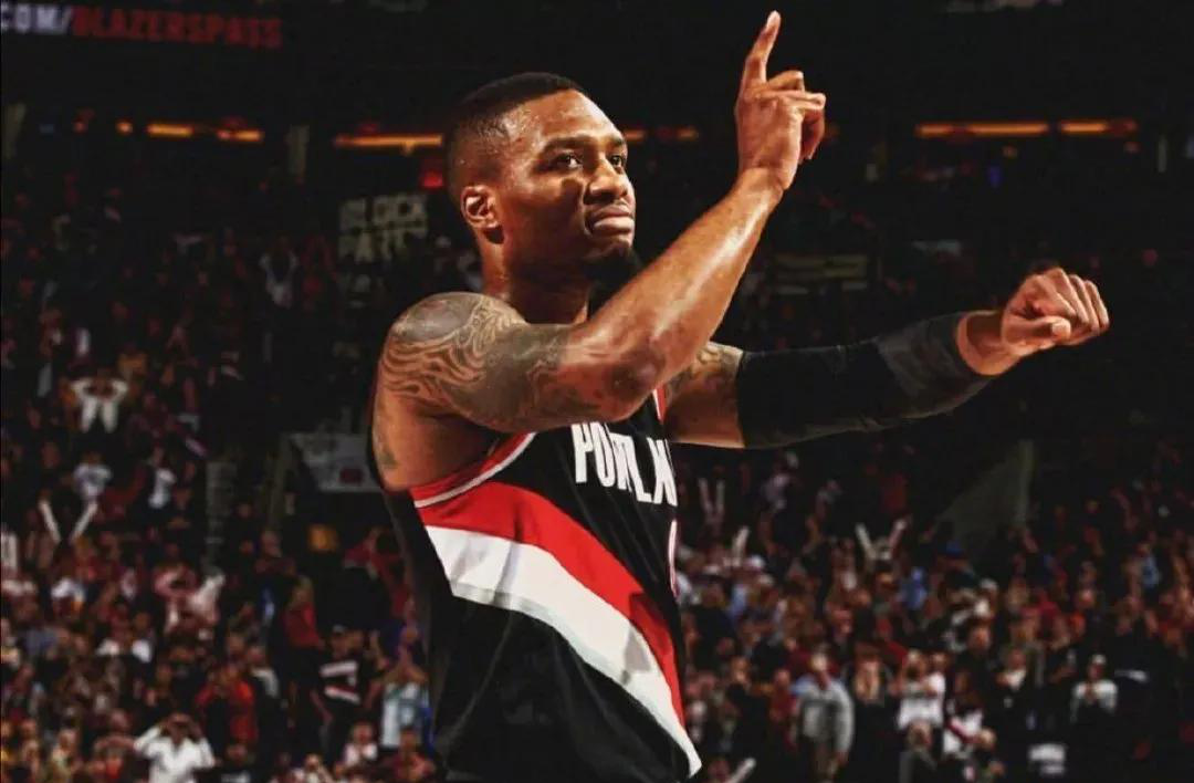 深圳队翻盘上海队，利拉德惊艳四座