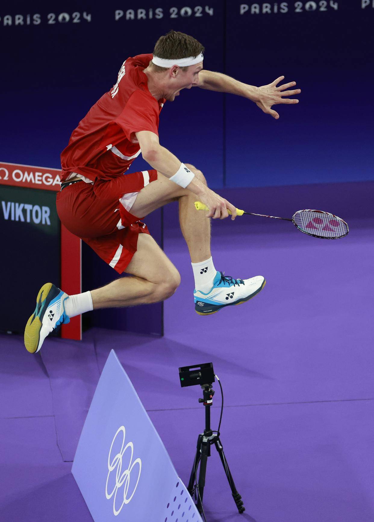 泰国羽毛球队强势日本羽毛球队，安赛龙高光表现