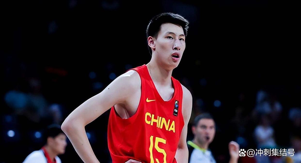 澳大利亚男篮绝地反击中国男篮，乔治爆发神勇