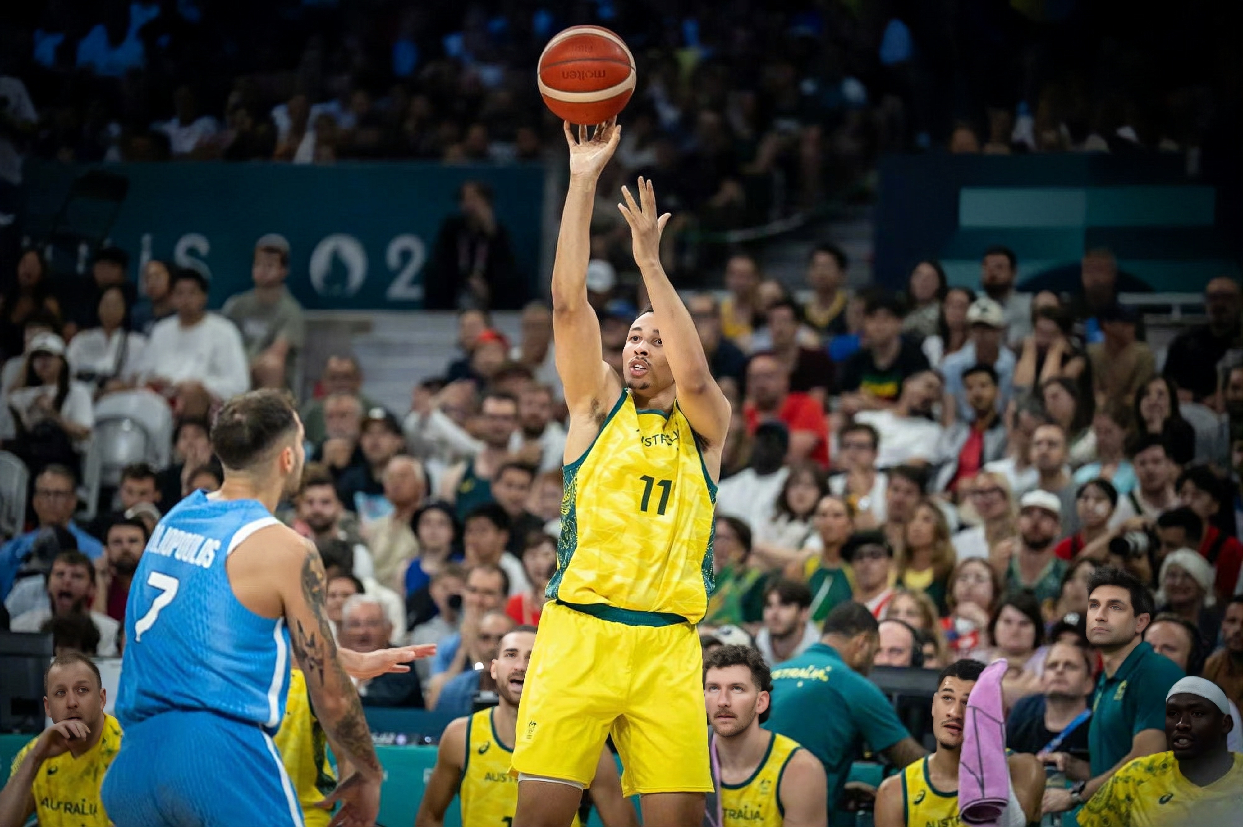 澳大利亚男篮绝地反击中国男篮，乔治爆发神勇