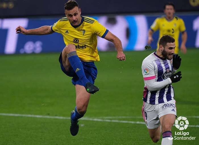 里尔客场大胜，排名稳步上升