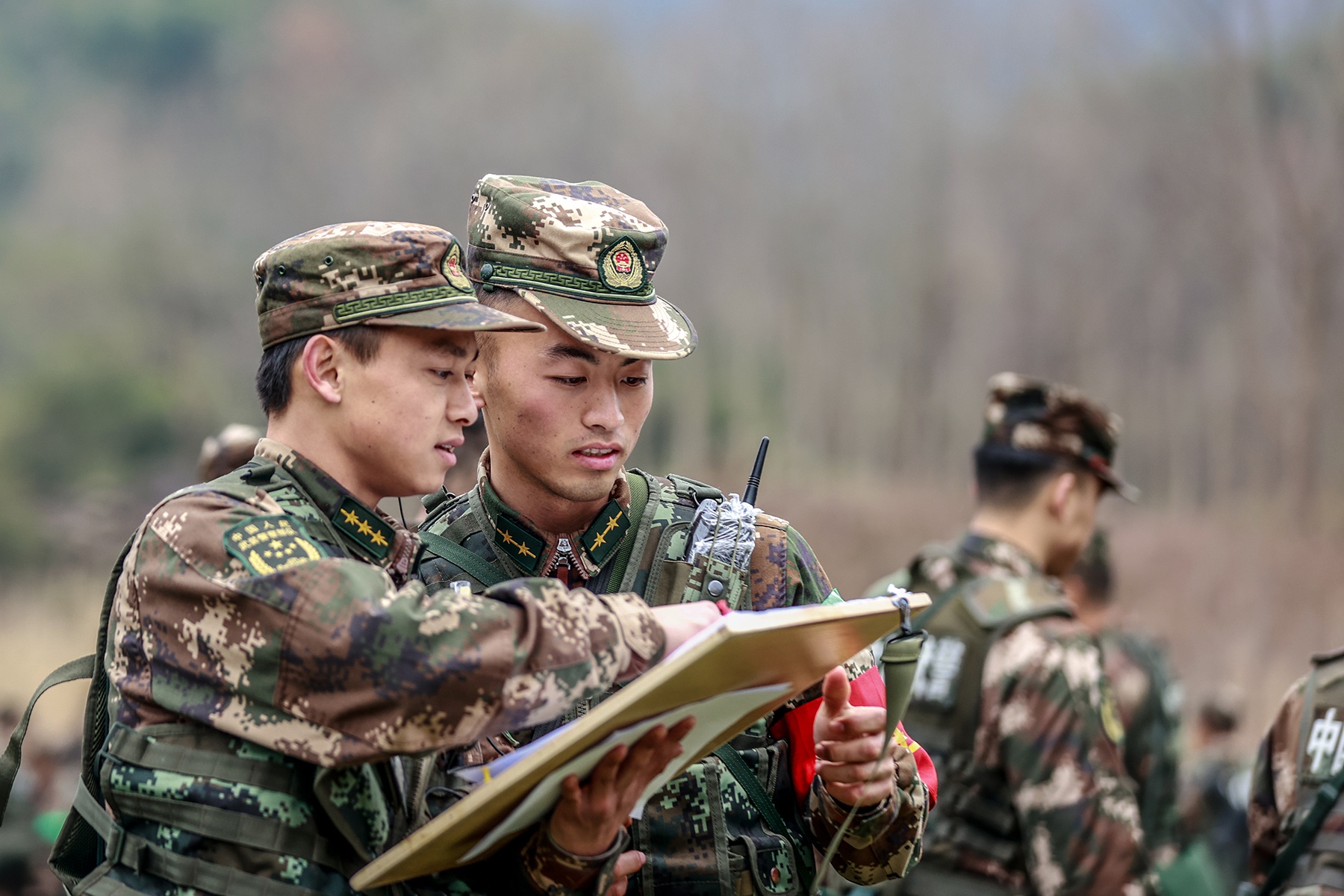武汉卓尔队员艰苦备训，迎接强敌