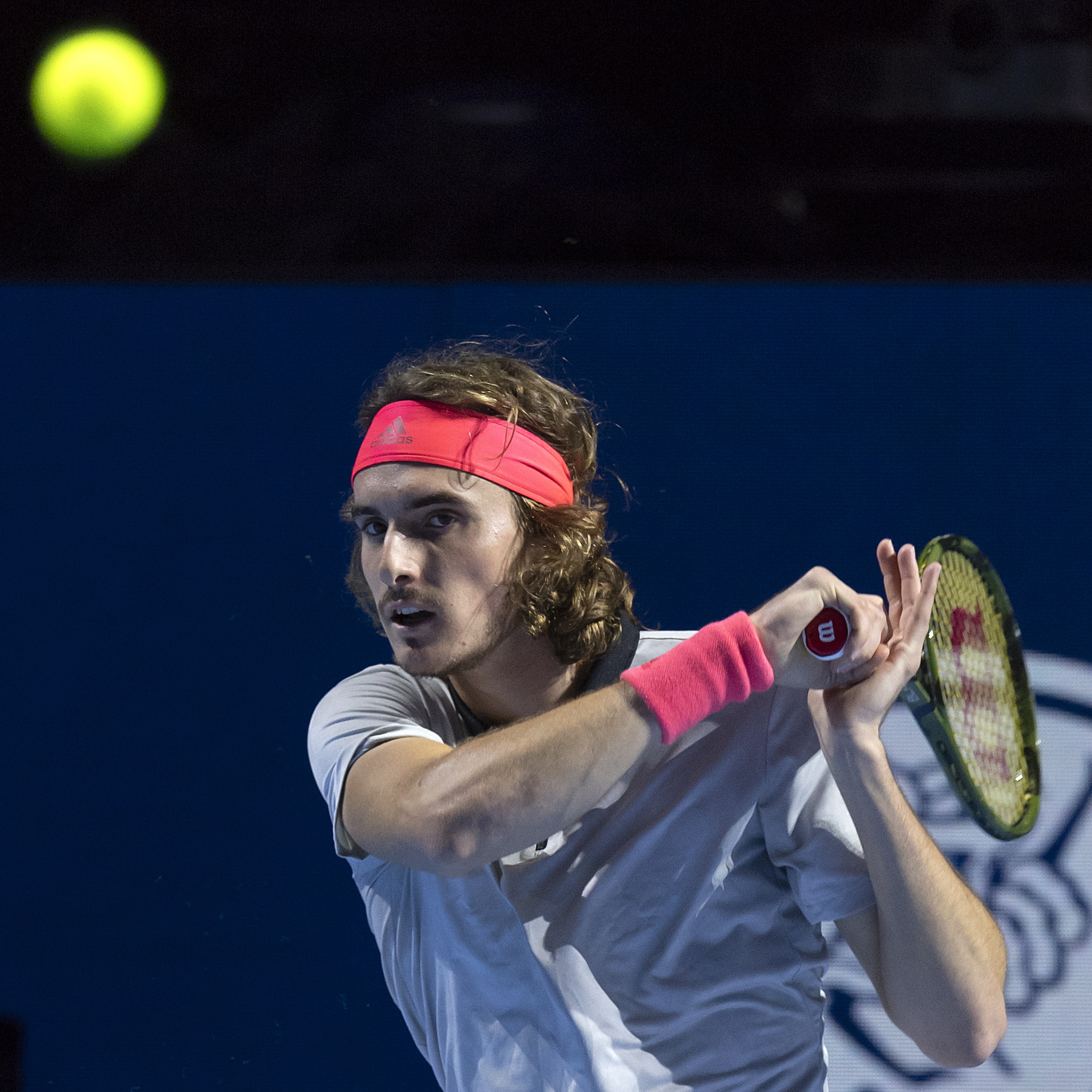 日本网球队绝杀西班牙网球队，西西帕斯惊艳世界