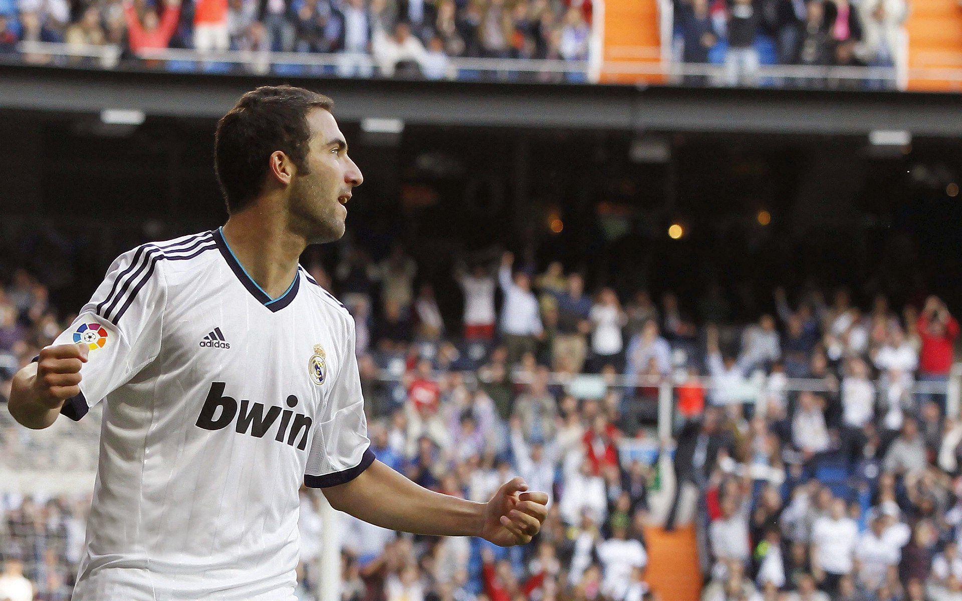 东方巨龙吞金州，利拉德时刻降临上海滩