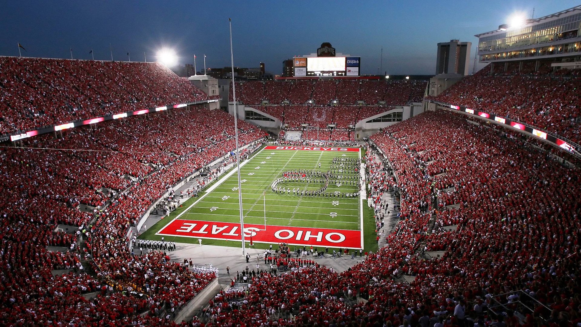 东决关键战焦点战，莱比锡红牛制霸里昂